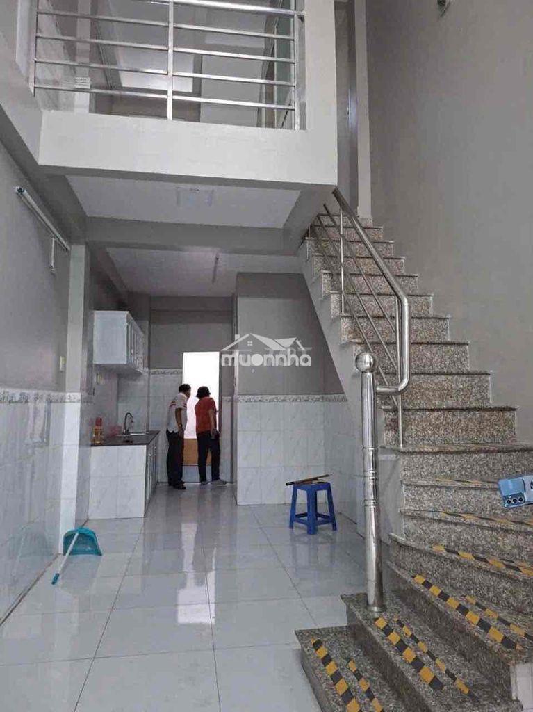 Cho thuê nhà nguyễn trãi p2 quận 5 - 33m2 4 tầng 2 pn - 11 triệu