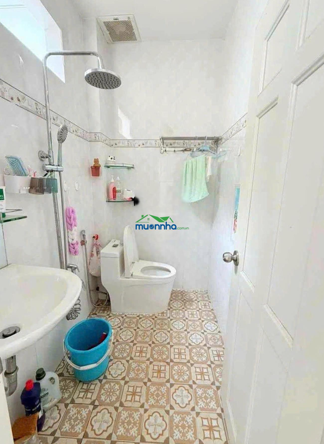 Nhà đẹp 2 tầng đầy đủ công năng vào ở ngay - trần xuân soạn - p.tân hưng - q7- gần 60m2 - ngang to