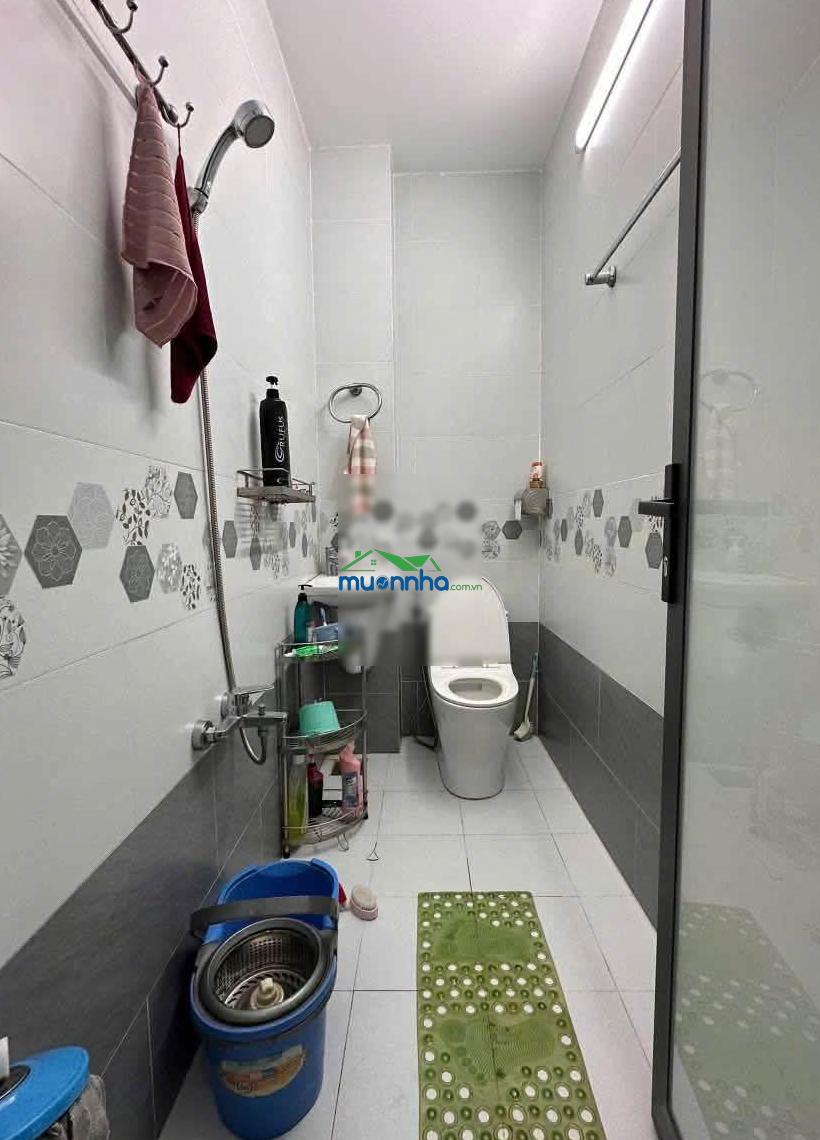 Nhà chủ ngộp bán gấp 1 trệt 3 lầu p15 - q8, hoàn công 165m2, pháp lý rõ ràng giá chuẩn tl