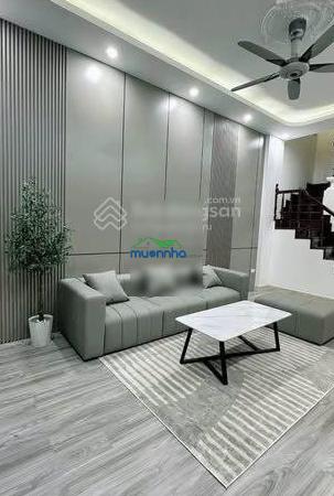 Chủ ngộp mùa bóng, bán gấp trước trận chung kết lê văn sỹ - 4 tầng btct ô tô đậu sát vách, bán nhà - 3
