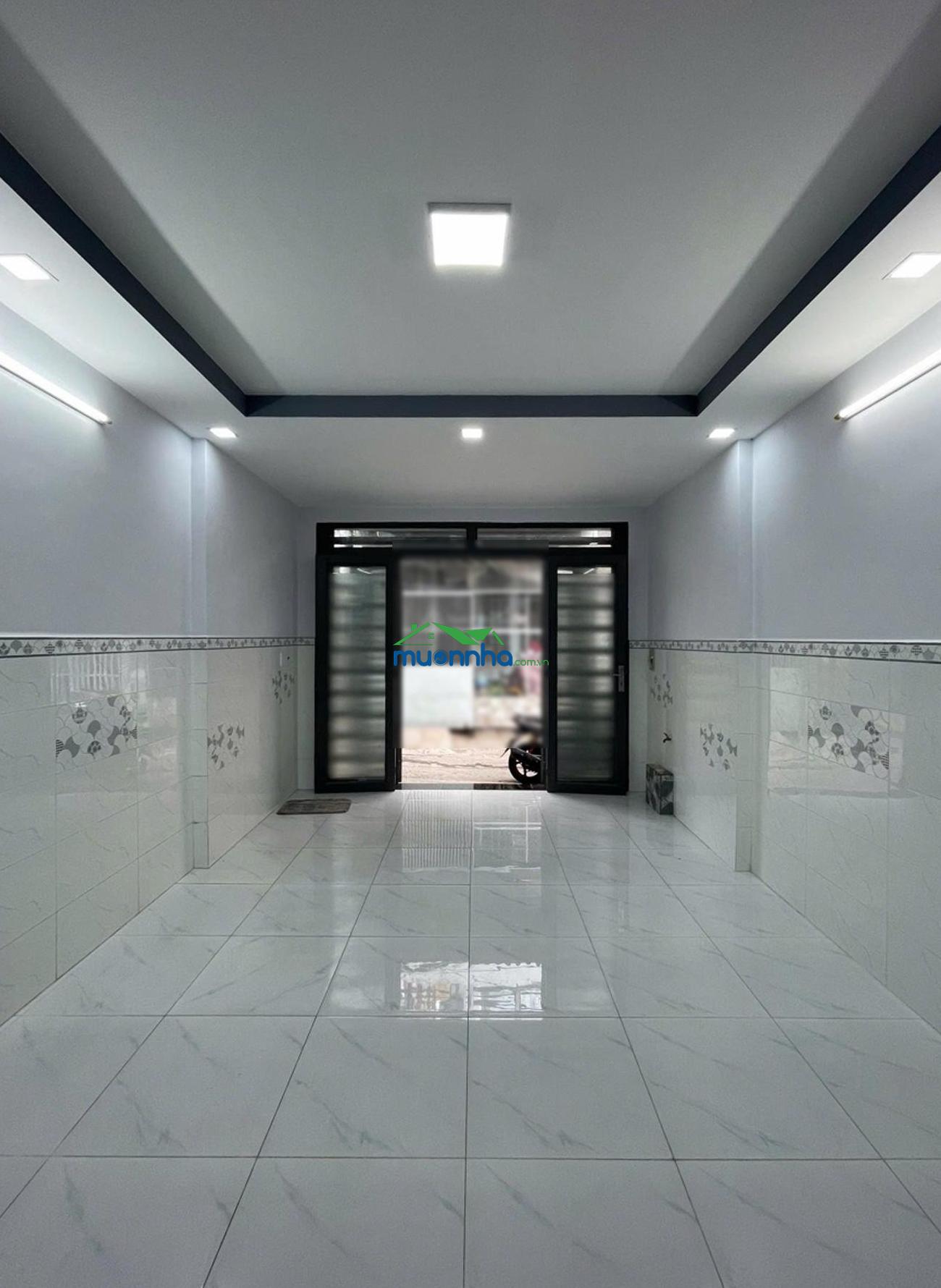 Hẻm 5m thông đẹp - lô góc 3 mặt thoáng - 2 tầng mới đẹp kiên cố - 42m2 - ngay hương lộ 2 - 4
