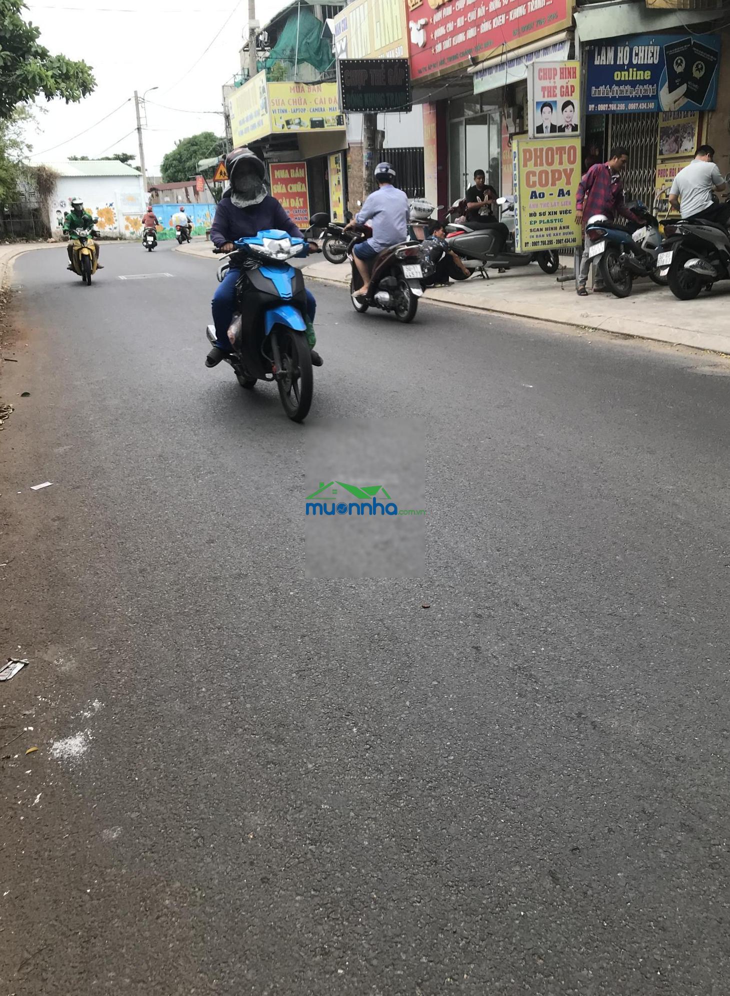 Ngay siêu thị côpmart - đại học gtvt - khu thông bàn cờ - 150m2 full thổ - đường nhựa 7m - 6,5 tỷ - 2
