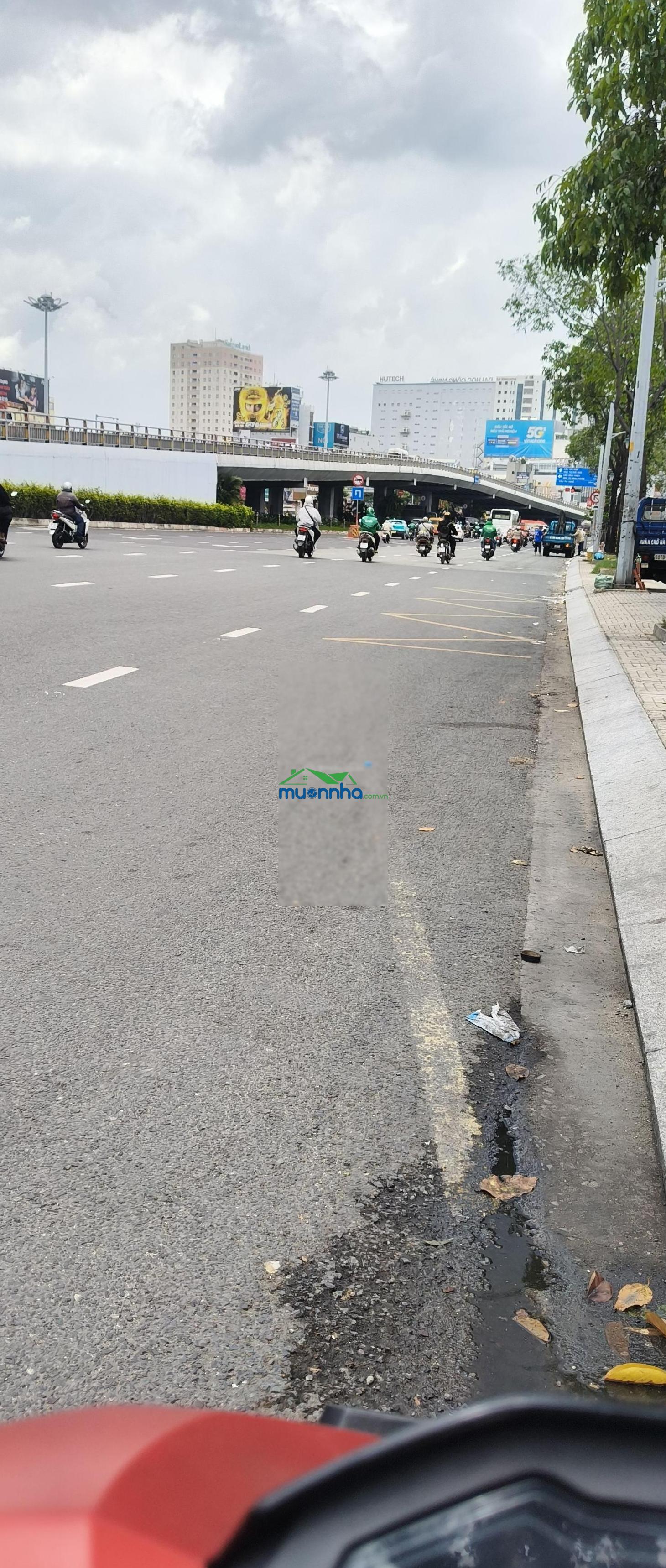 Bán nhà riêng đường điện biên phủ hẻm xe hơi, gần hàng xanh, quận 1, giá hơn 3 tỷ