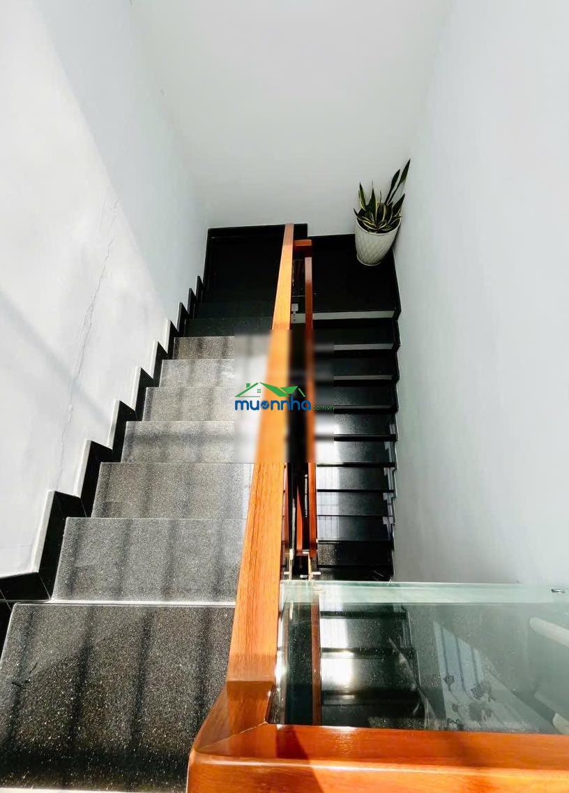 Bán nhà 1 trệt 2 lầu hẻm 92 vườn lài - diện tích: 4.75x10.65m 4pn, 3wc, đường nhựa 11m - 3