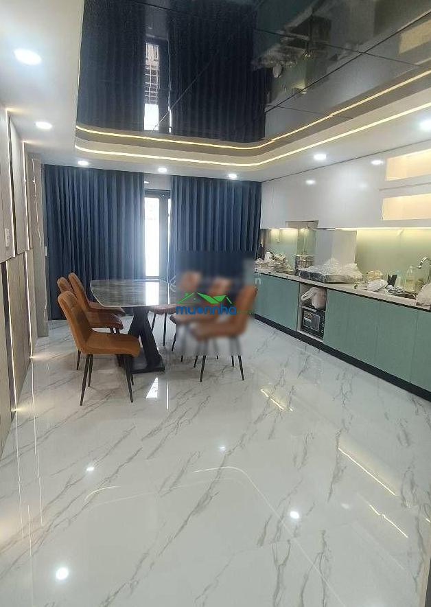 Chủ giảm sốc 300 triệu nhà 5 tầng hxh thông gần hà huy giáp full nội thất chỉ 6.x tỷ