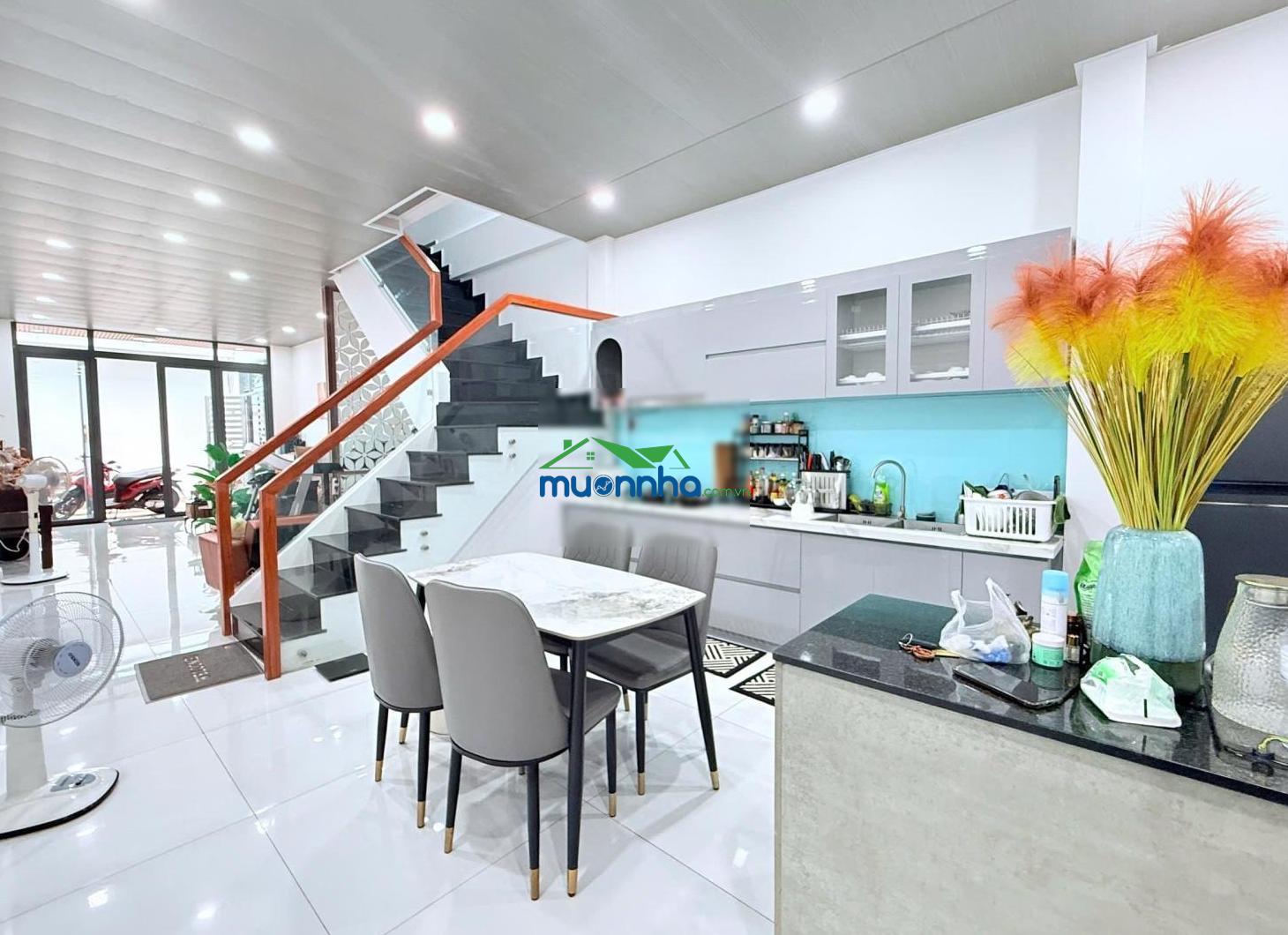 Nhà mới hẻm an ninh cách mặt tiền 10m, 2pn 3wc, sân rộng, không quy hoạch, sổ hồng riêng - 2