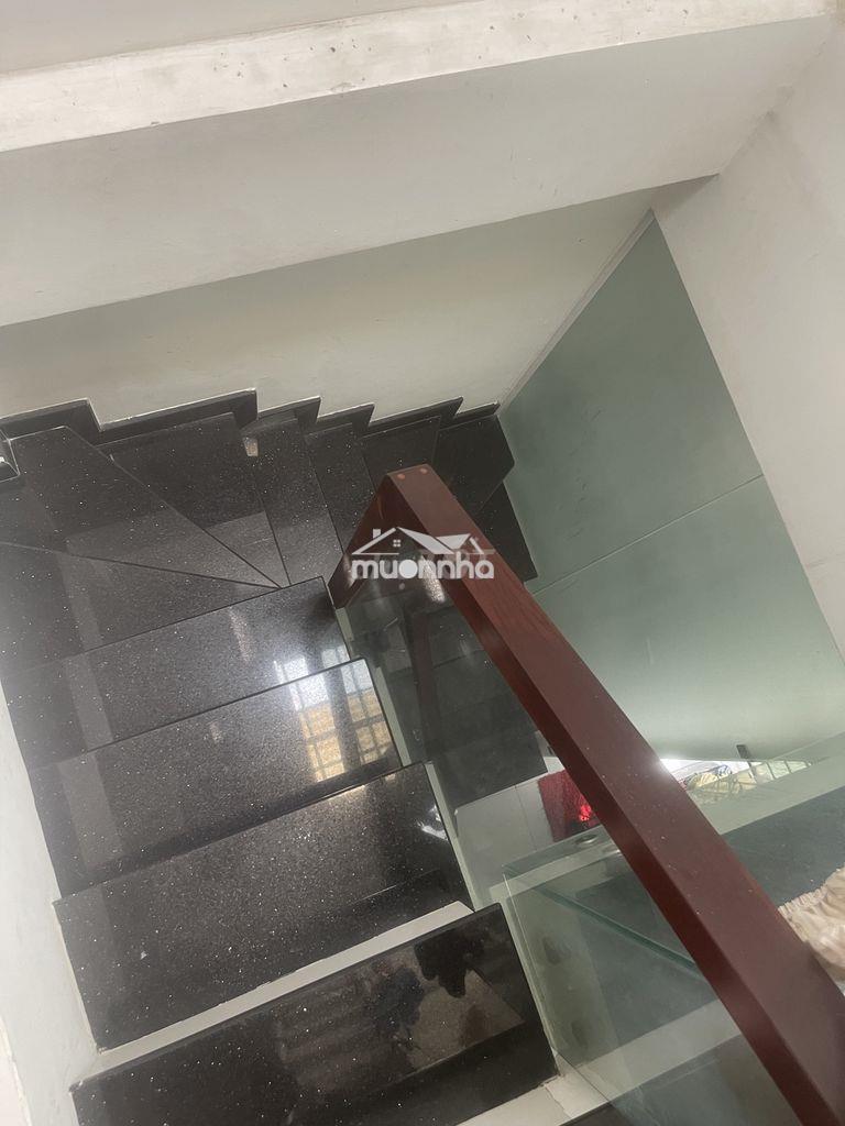 Cho thuê 17triệu nguyên căn mt quận 10 - 3