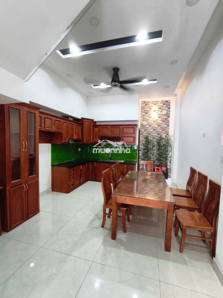 Cho thuê nhà 1 trệt 3 lầu đường 182-tnpa q9, 4pn, sân ô tô,có nội thất - 3