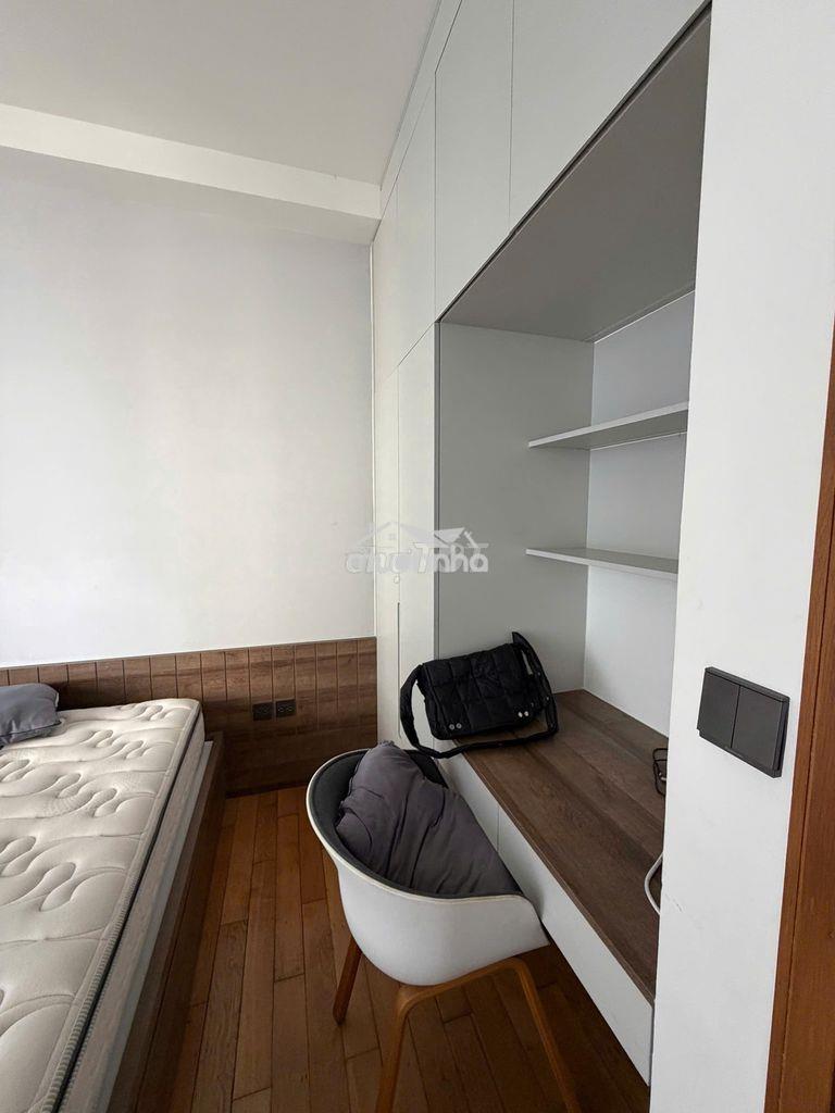 2pn - 106 m2 - 18 trd _____ 3pn -130m2 - 25 trd ____ 1pn- 38m2 - 11trd - 3