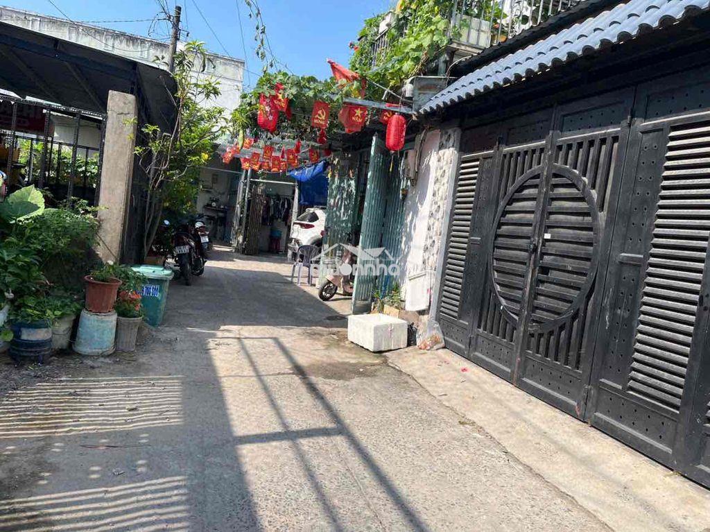 Bán khu nhà trọ 3 dãy thu nhập ổn định có thể chia thành 3 lô - 3