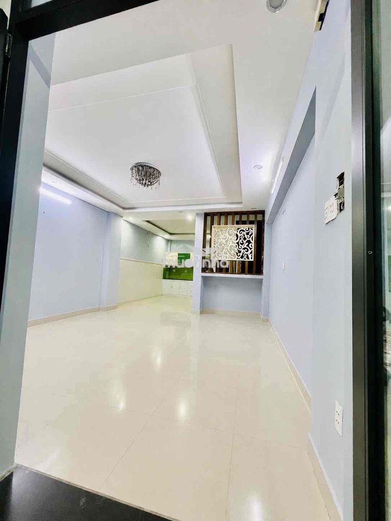 Cho thuê nhà rộng dt 6x20 1trệt 3lầu 4pn 5wc sân đậu 2 ôtô hẻm tải - 2