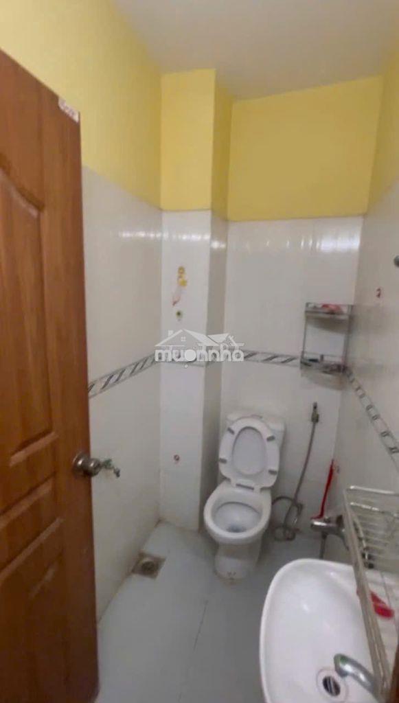 Nhà bán hẽm hồng bàng. nhà xây : 5 tầng - 4