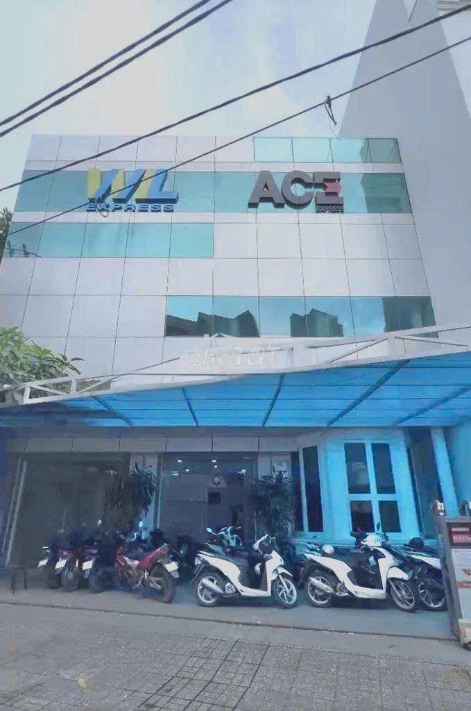 Cho thuê đường yên thế 12m x 20m trệt 2 lầu