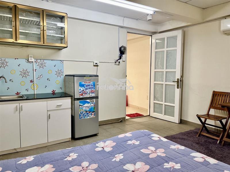 Phòng đầy đủ nội thất giá: 3 triệu đường phú thuận, quận 7