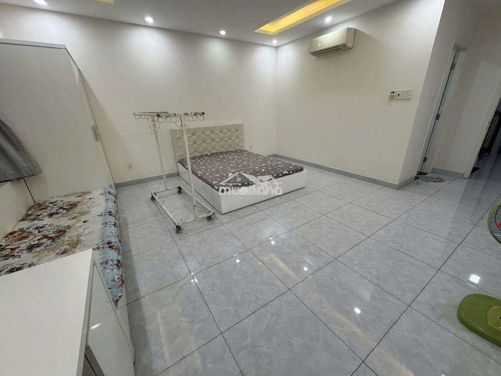 Phòng rộng đủ nội thất 5 triệu - 2