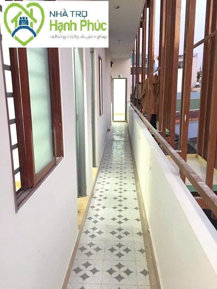 Phòng trọ gác ban công thang máy - gần văn hiến - khu bàu cát - 3