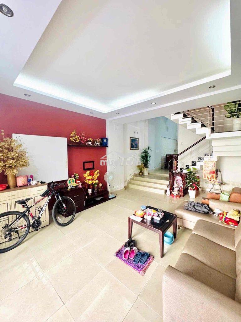 Mặt tiền kd ngay an dương vương, sát q6, 3 tầng, 4,6x16, đường 10m