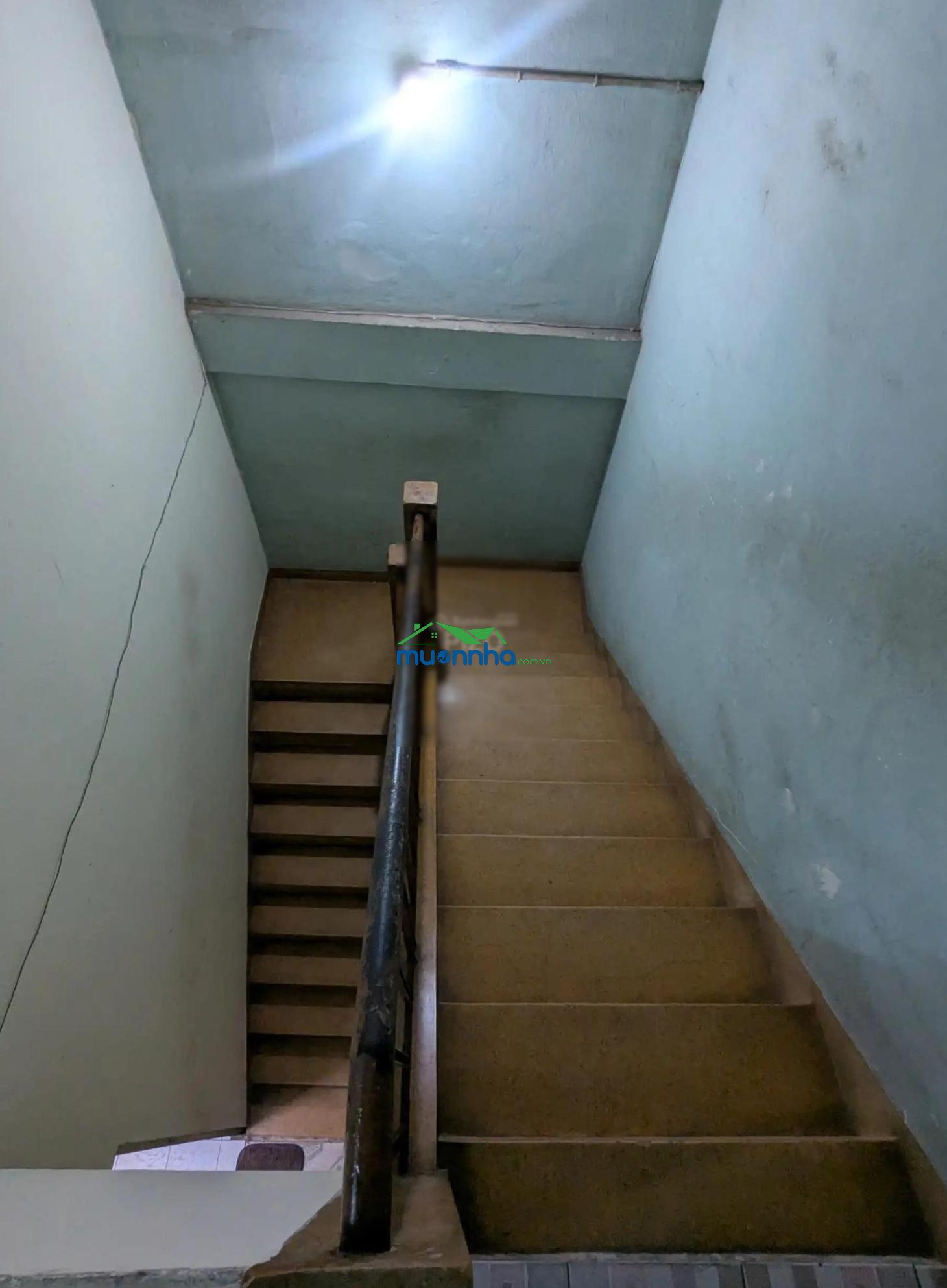 Chỉ 9.3 tỷ! hẻm xe hơi 4,1m x 16m dtcn ~70m2 ngay khu phan xích long - 3