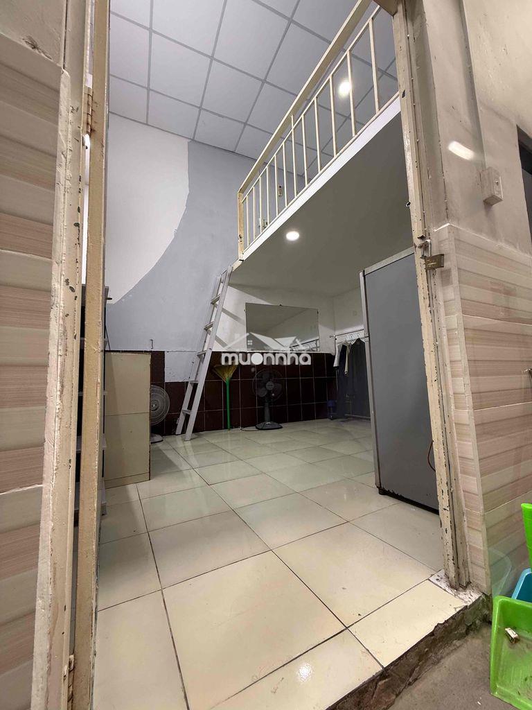 Phòng gác - full- free xe, nước, dv…