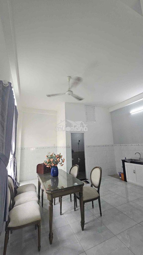 Nhà 90m góc 2 ban công 1 lầu mái đúc hẻm xe hơi vị trí tốt. - 4