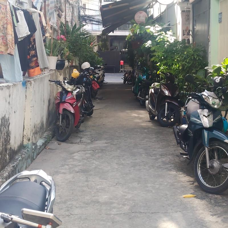 Nhà bán 4 tầng quang trung gần siêu thị trường học - 2