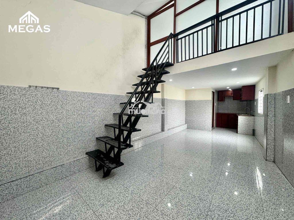 1 trệt + 1 lầu sẵn máy lạnh - rộng 40m2 cho để xe điện ngay đh ntt - 2