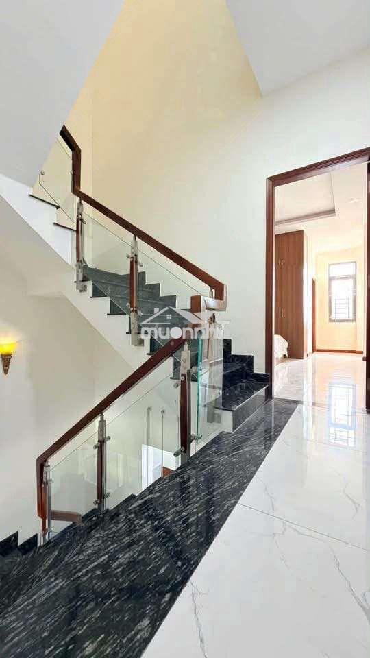 Nhà 3 tấm mặt tiền hoàn hùng nguyễn thị khắp  - 2