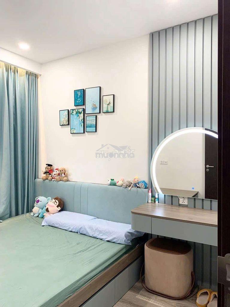Bán căn hộ full nội thất 57 m2 - c sky view - sổ sẵn