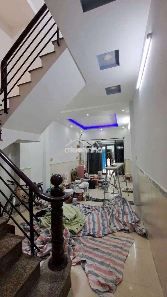 Nhà thuê đẹp mới sữa lại mới 3 phòng ngủ  - 2
