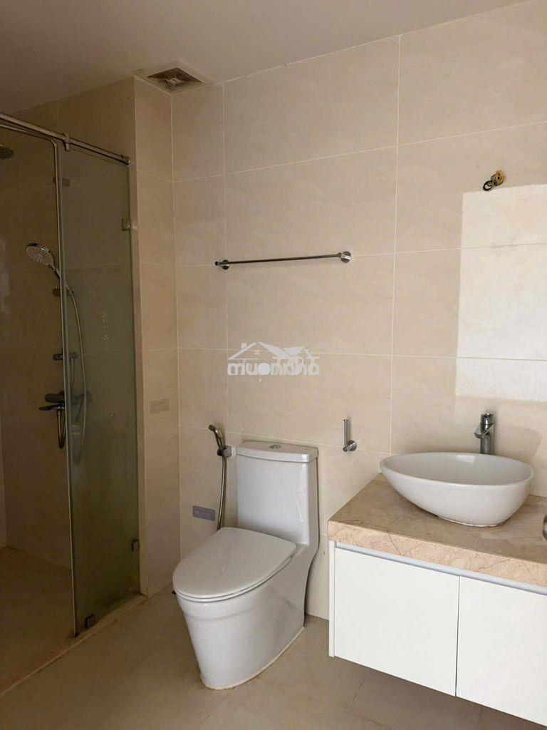 Chính chủ cần bán căn hộ viva plaza 1pn 47m2. giá đầu tư: 2,650 tỷ - 3