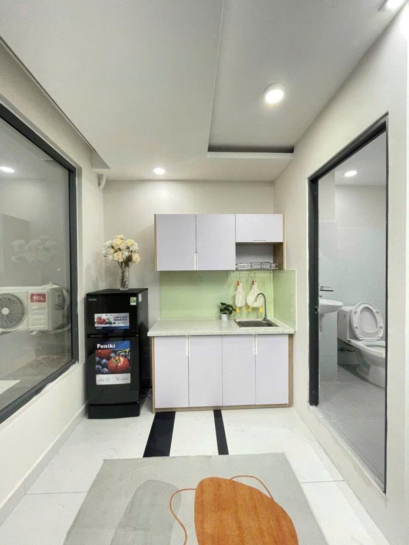 Cho thuê căn hộ 1 phòng ngủ – cửa sổ lớn, nhiều ánh sáng, gần hutech - đại học công nghệ tp.hcm  - 4