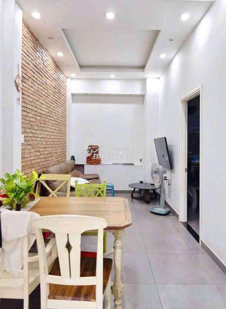 Nhà 60m2 lê quang định gò vấp chỉ nhỉnh 5 tỏi nở hậu 3pn  - 3