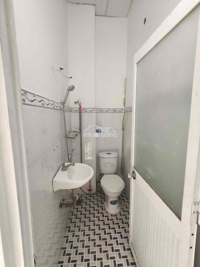 2 phòng đường nội bộ 4m khu bình phú 2 - 4