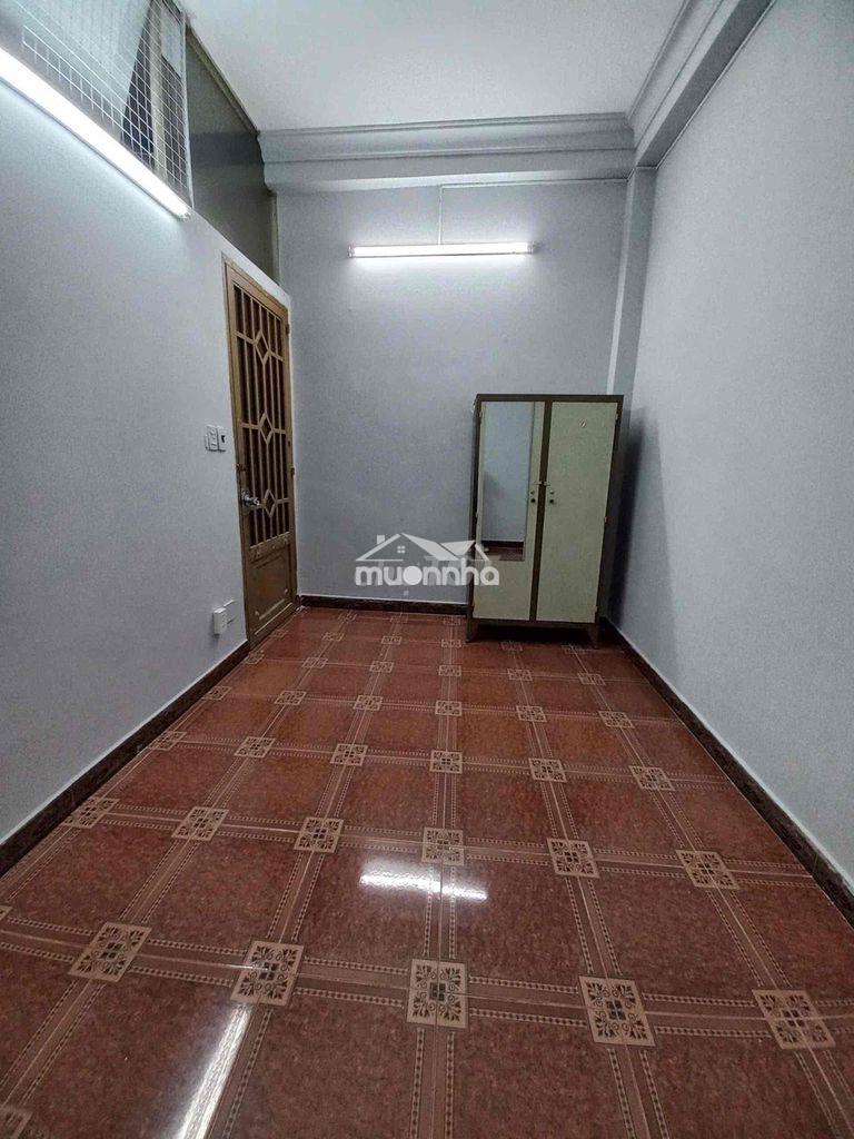 Phòng ml ... 12m2 lê văn sỹ q.3 - 2