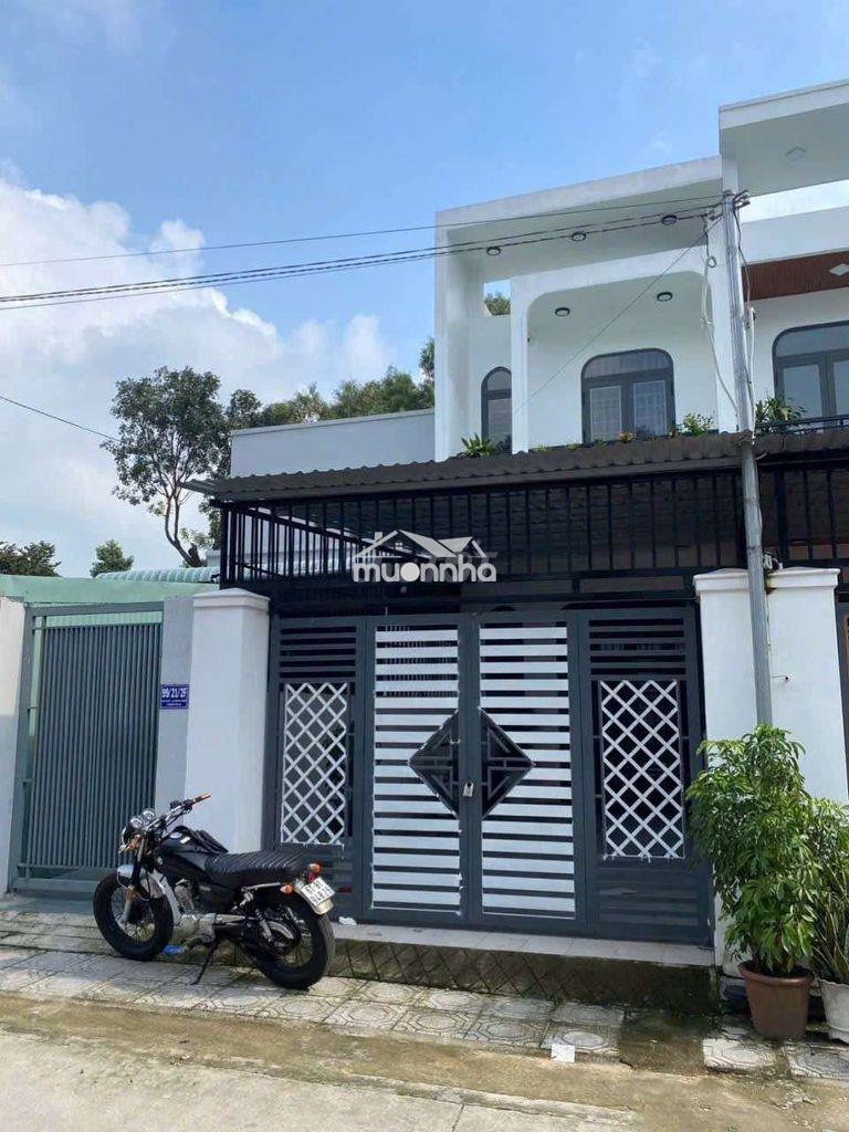 Nhà mặt tiền hẻm lê hồng phong gần đh thủ dầu một, giá 11 triệu/tháng
