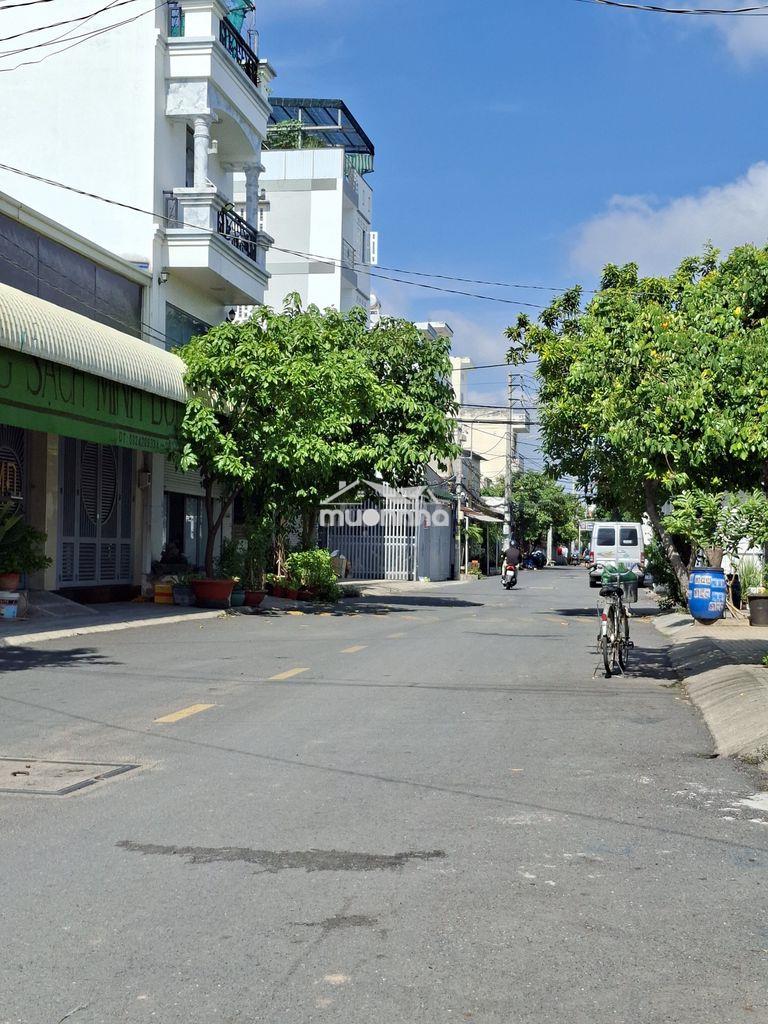 1800m² đất 2 mặt tiền đường nội bộ song hành cách chợ hóc môn 1,5km - 2