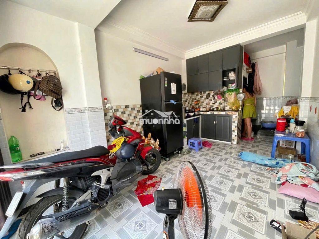 Nhà 3 tầng, hẻm ô tô tránh, sau ngân hàng acb phan huy ích. - 2