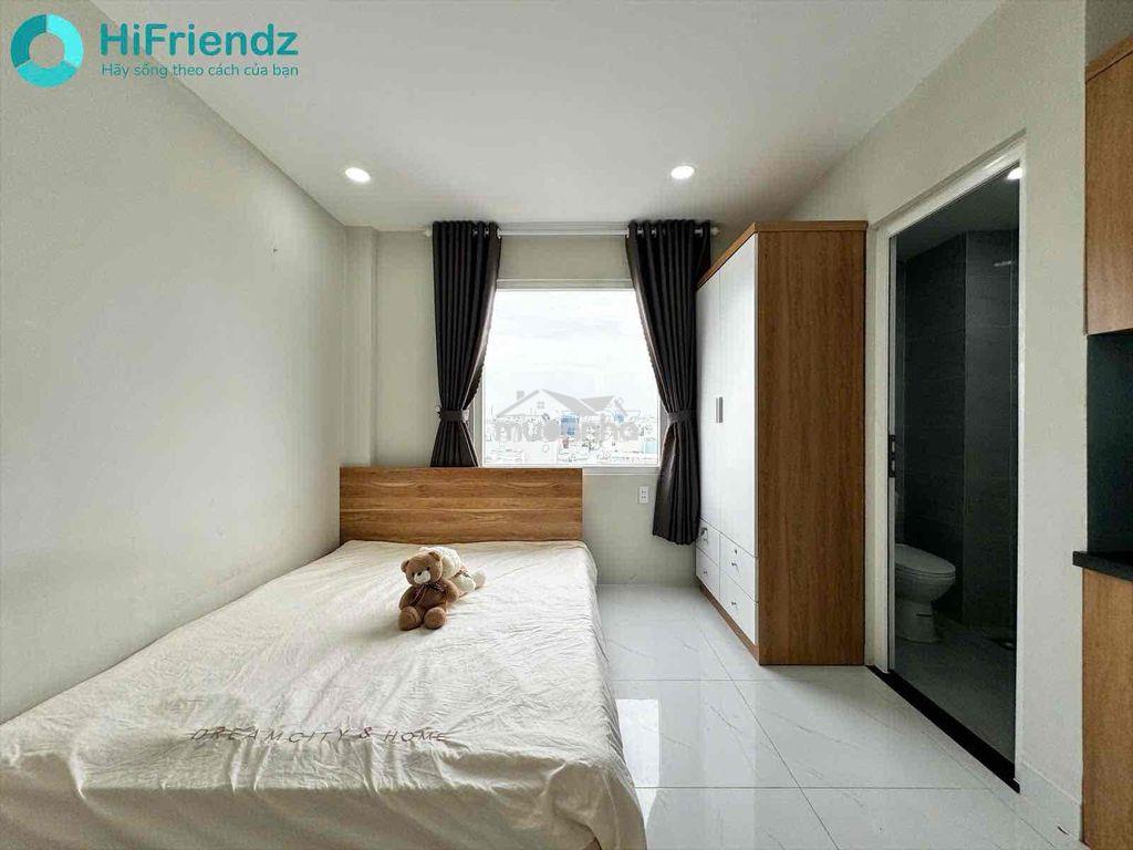 Studio full kính ngay đh nguyễn tất thành q12 - 3