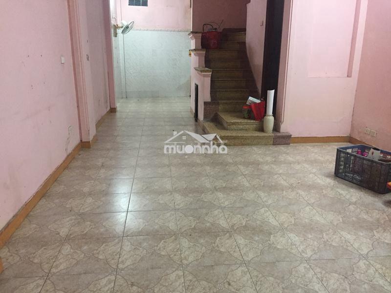 Nhà riêng ngõ 663 trương định gần nam đô dt60m2x3t giá 8tr - 2