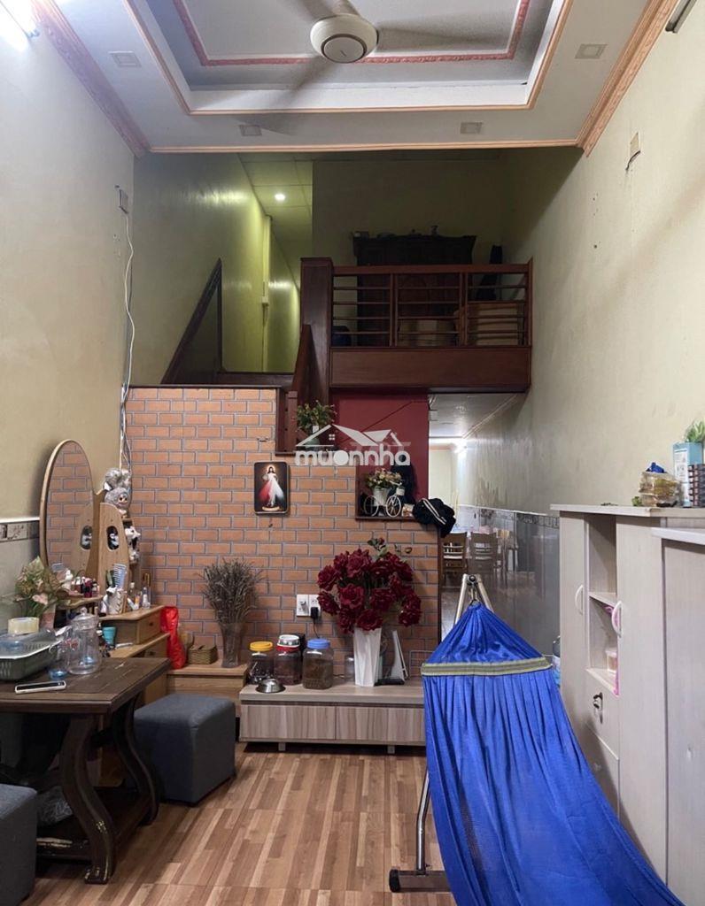 Bán gấp nhà dt 60m2 tân phú 3,5 tỏi