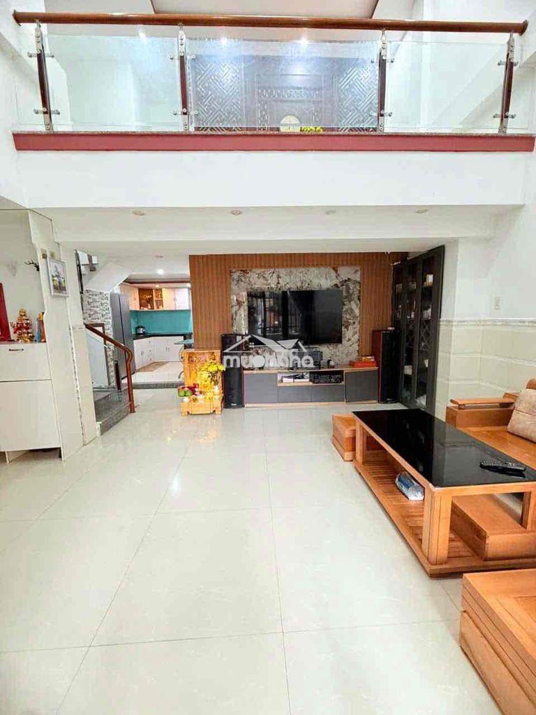 Nhà đẹp giá đầu tư cách bãi tắm mân thái biển chỉ 500m