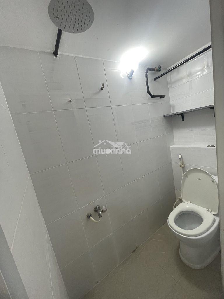 Phòng trọ sinh viên 3xxtr - 2