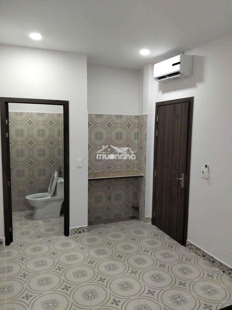Phòng mới có máy lạnh có chỗ để ôtô nhận khách nuôi pet huỳnh tấn phát