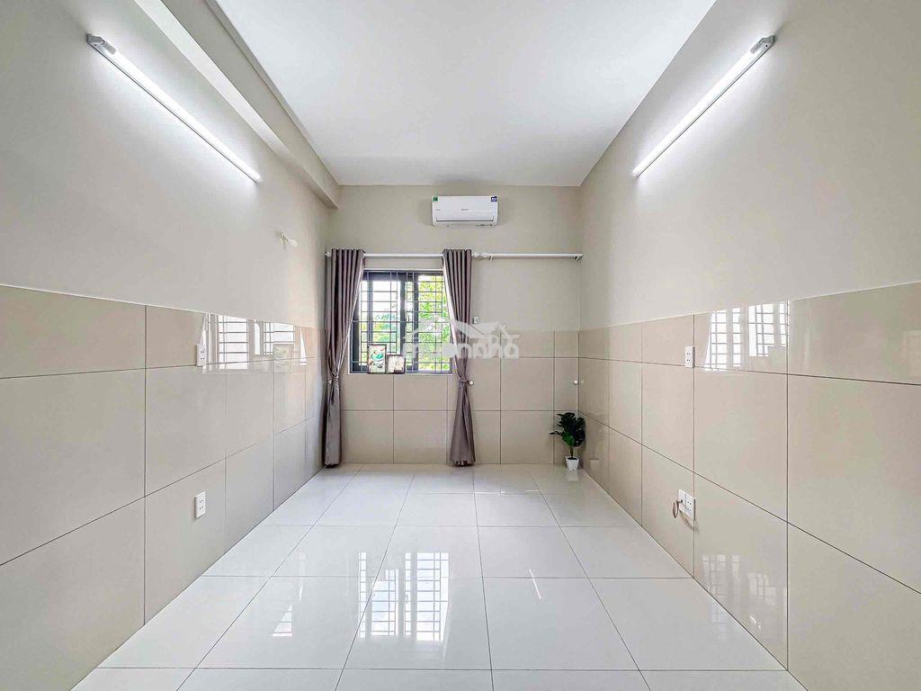 Studio cửa sổ trời máy giặt riêng tại kdc intresco đi bộ đại học ueh - 4