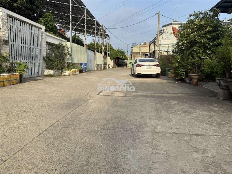 Biệt thự tl15 dt 256m2 giá 12 tỷ hẻm 8m có sân vườn