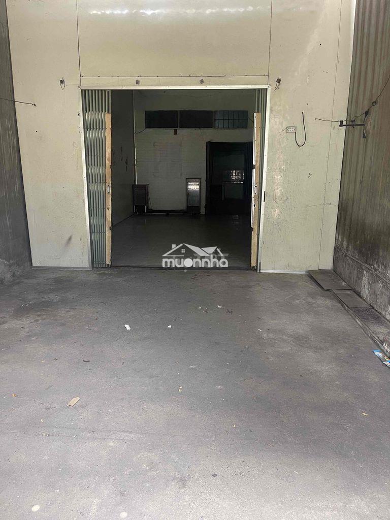Nhà 80m2- ngay cầu vượt gò dưa-chợ đầu mối- 3tỷ hơn cíu