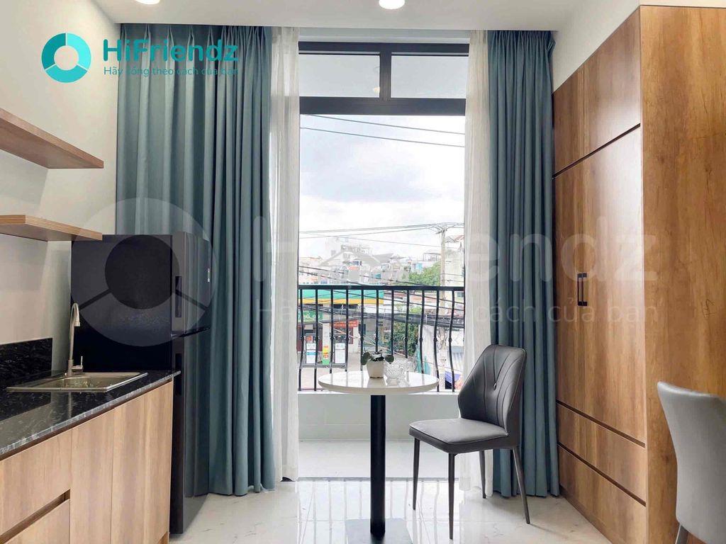 Siêu phẩm ban công view siêu đẹp - thoáng - full nội thất - 2