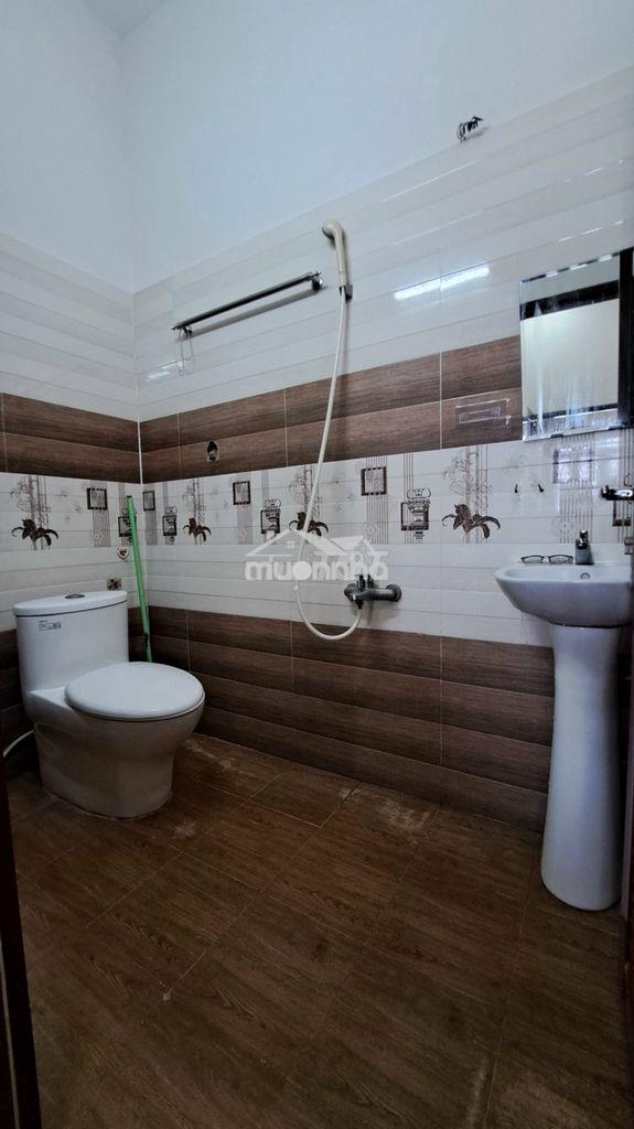 Chủ bán nhà 90m 3pn, 2wc, hẻm xe tải, võ văn hát, tp. hcm, giá 2,6 tỷ - 2