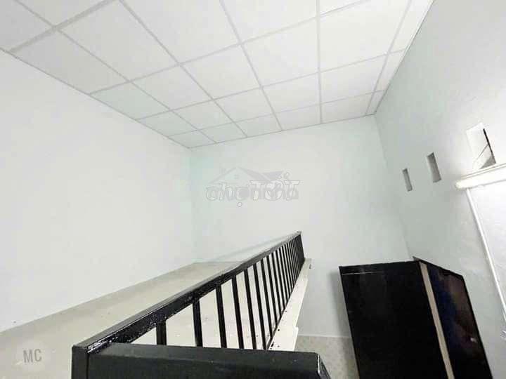 Lên 1 căn nhà có 6 phòng trọ phía sao thu nhập 15 triệu tháng - 2