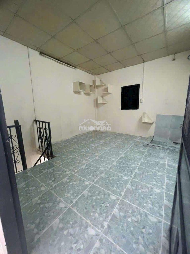Cho thuê nhà đường hưng phú p9.q8 dt.3m5×8m } 1 lầu 1 phòng 1 toilet  - 2
